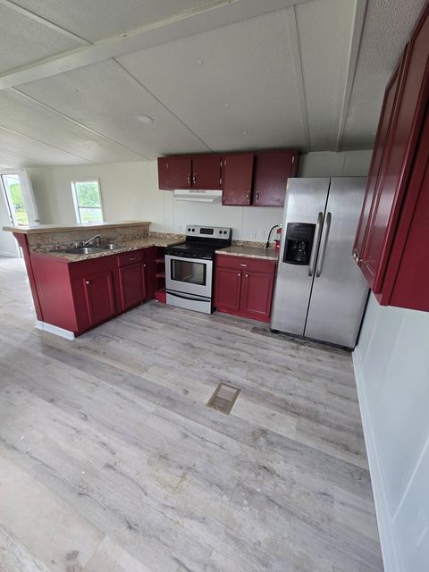 104 Plantation Dr La Vergne TN 37086