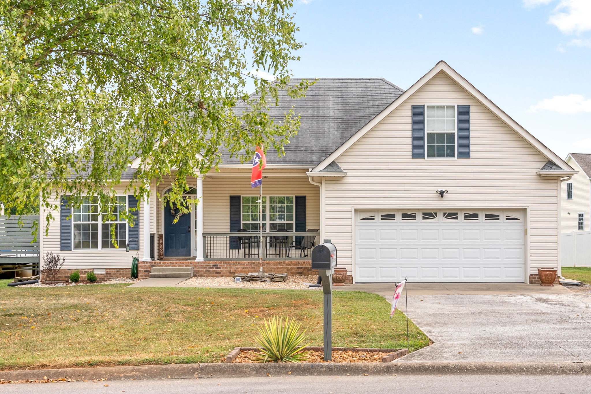 View Clarksville, TN 37042 house