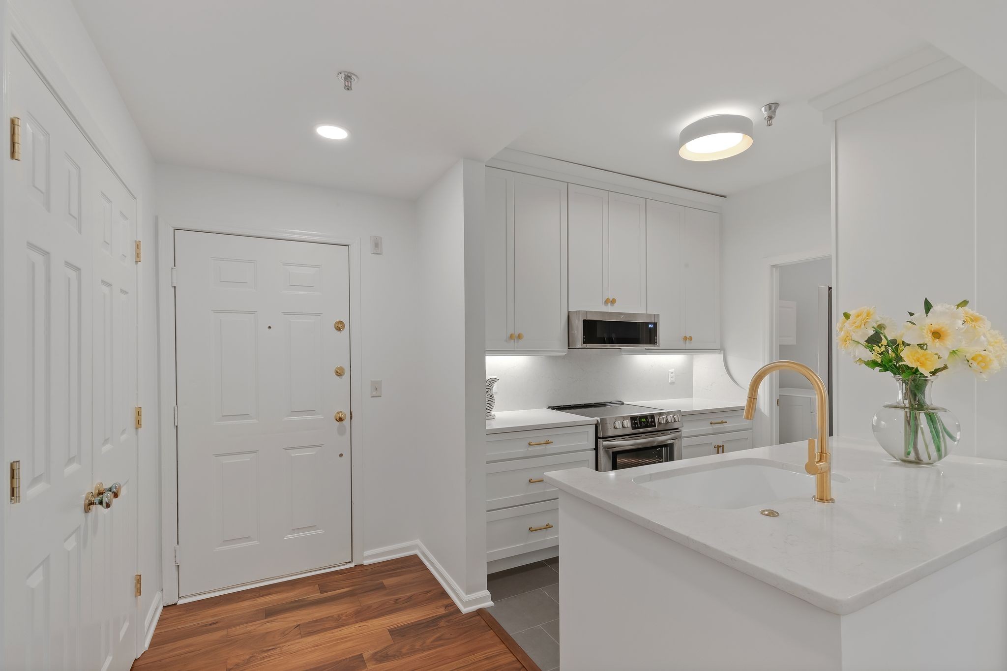 2025 Woodmont Blvd 101