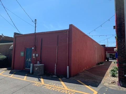 112 Main St
