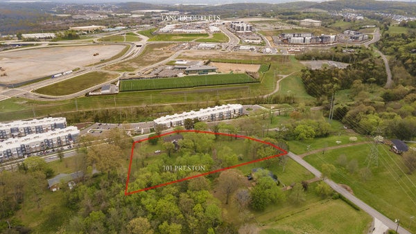 701 PRESTON RD, ANTIOCH, TN 37013 - Image e32bbc101525449a5c8b4936ccfa7ef0/3880875754
