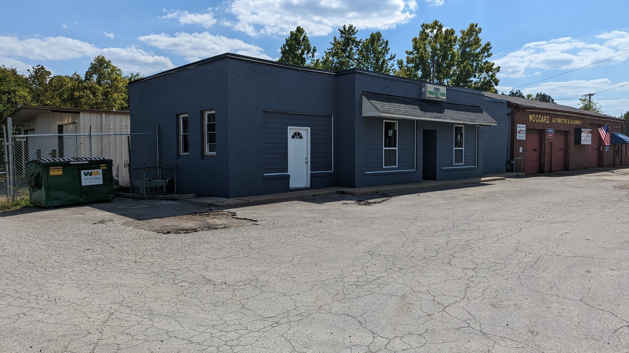 1300A S Dickerson Rd