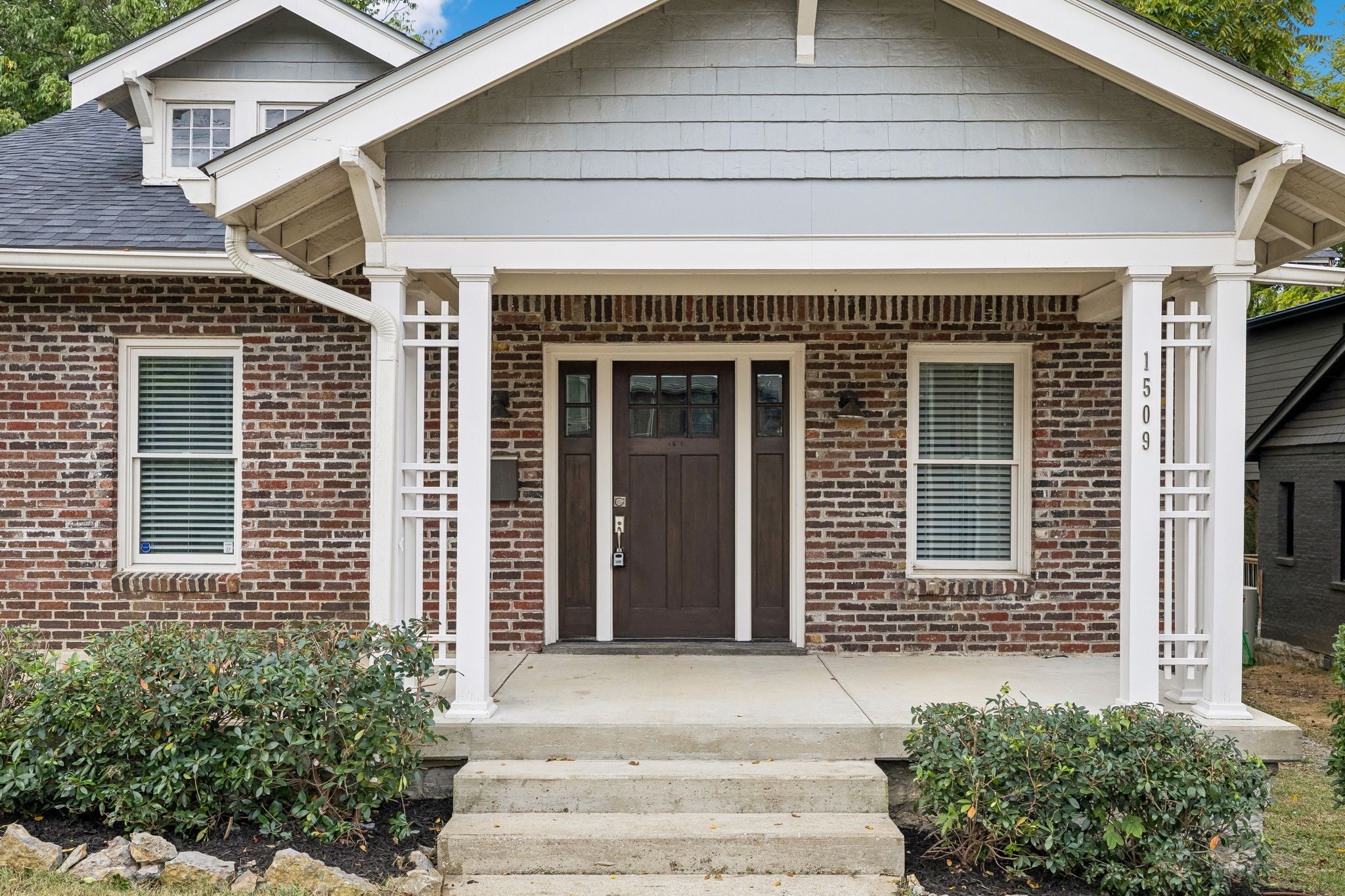 1509 Ashwood Ave