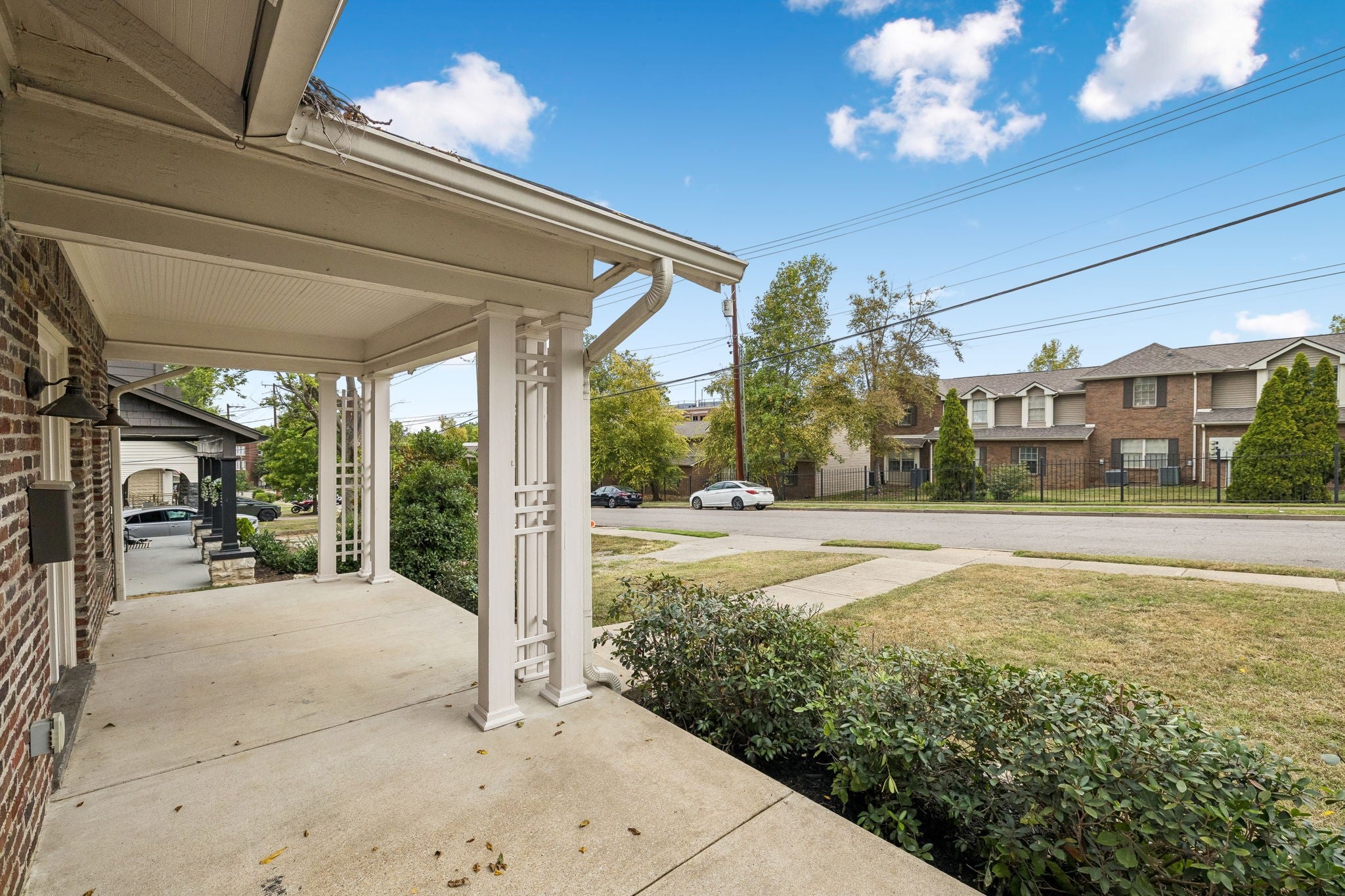 1509 Ashwood Ave