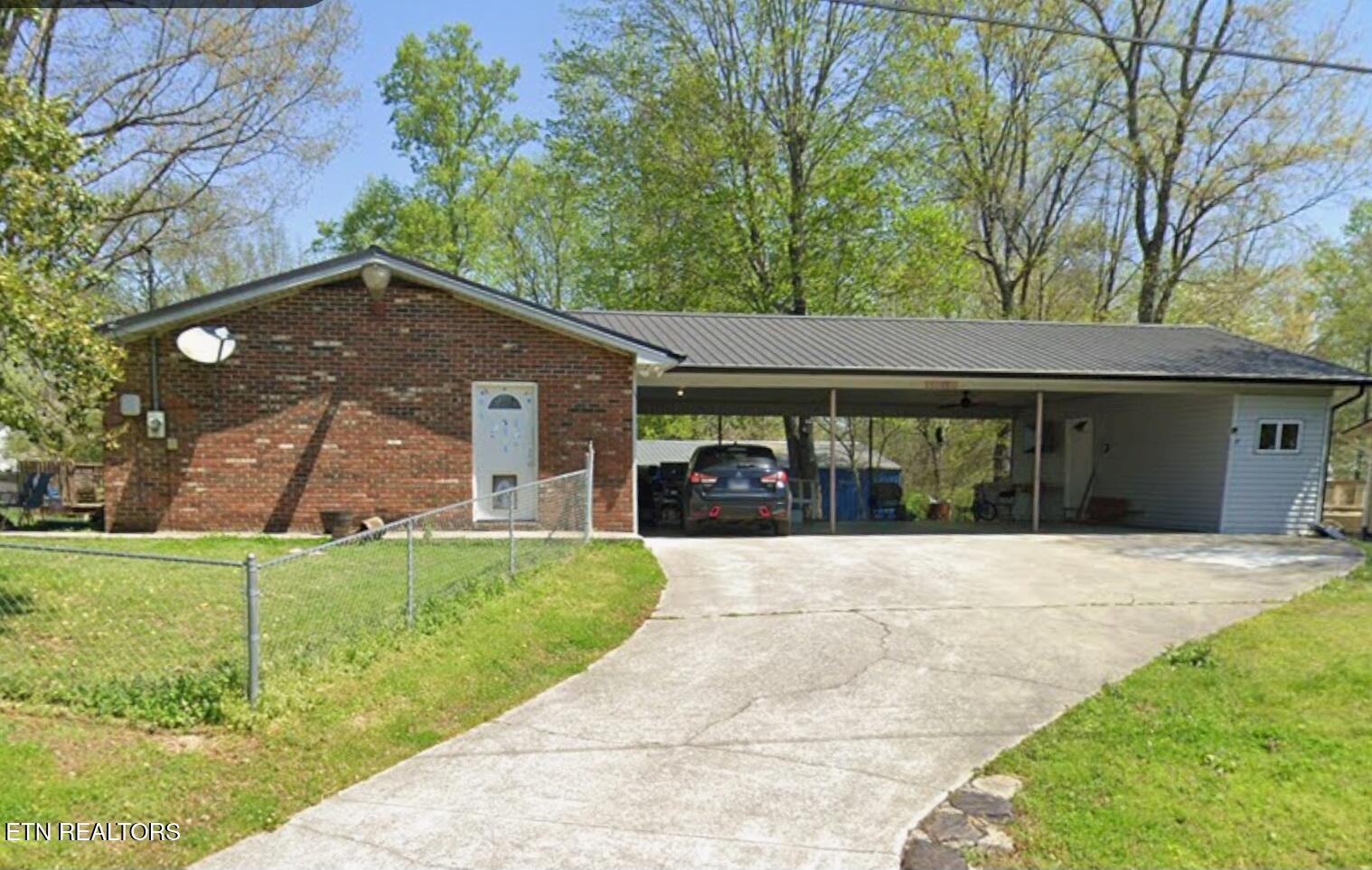 200 Sweet Lane