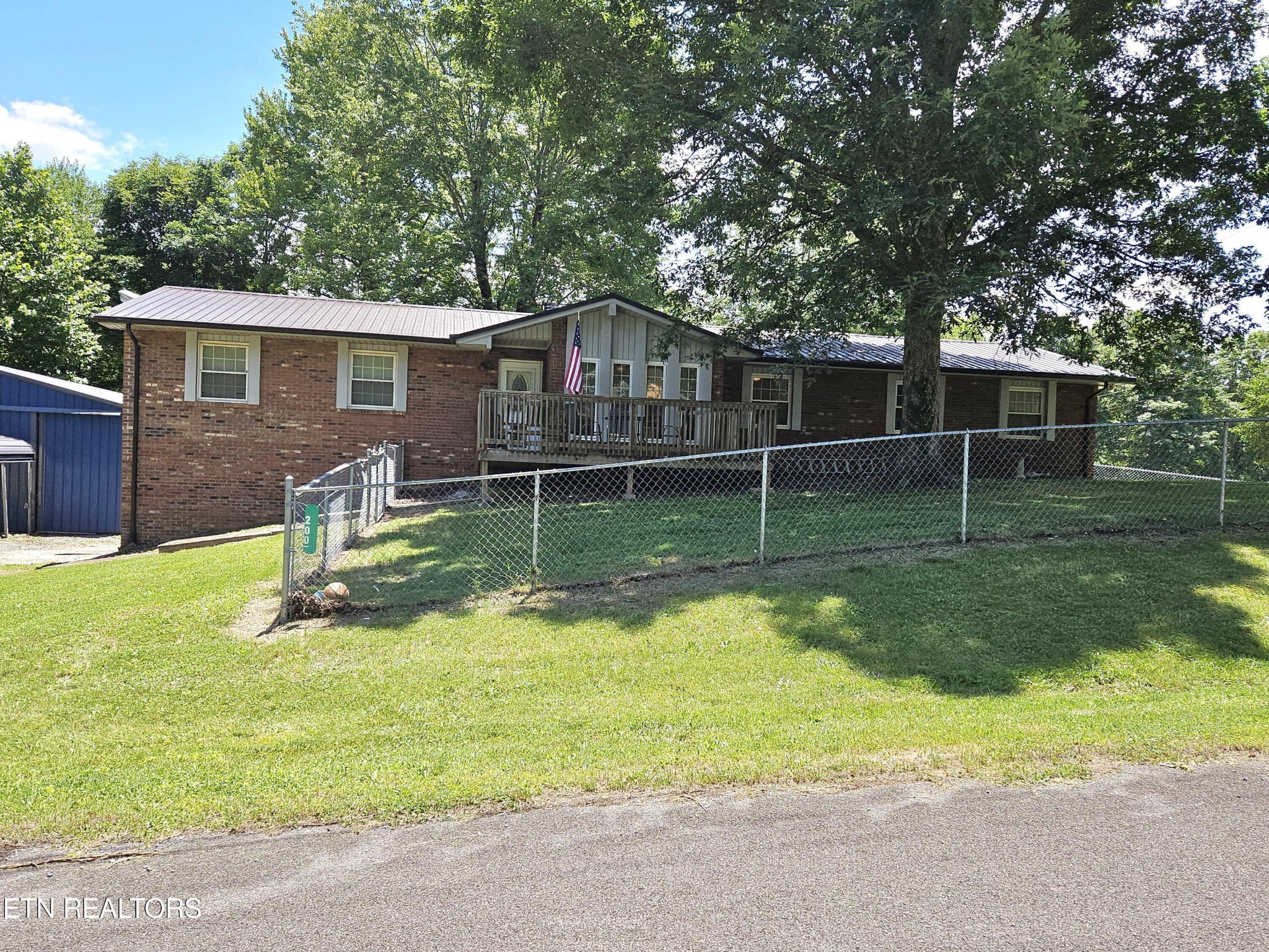 200 Sweet Lane
