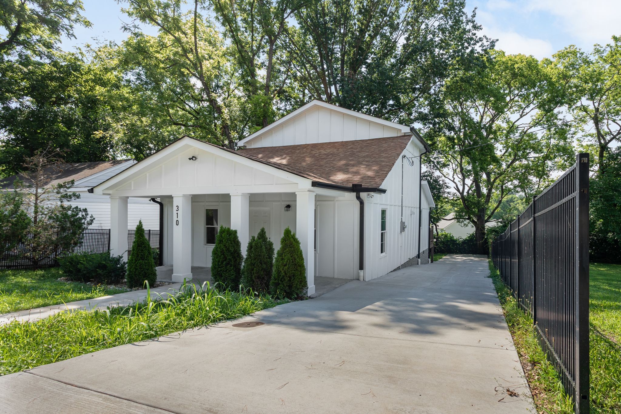 310 E Highland Dr