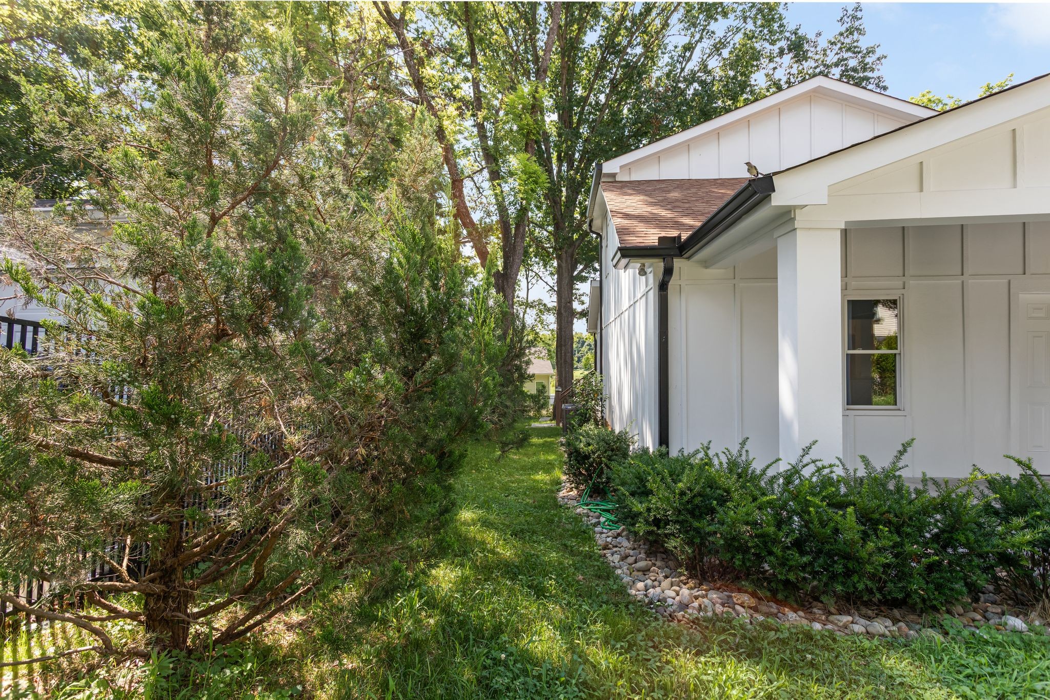 310 E Highland Dr
