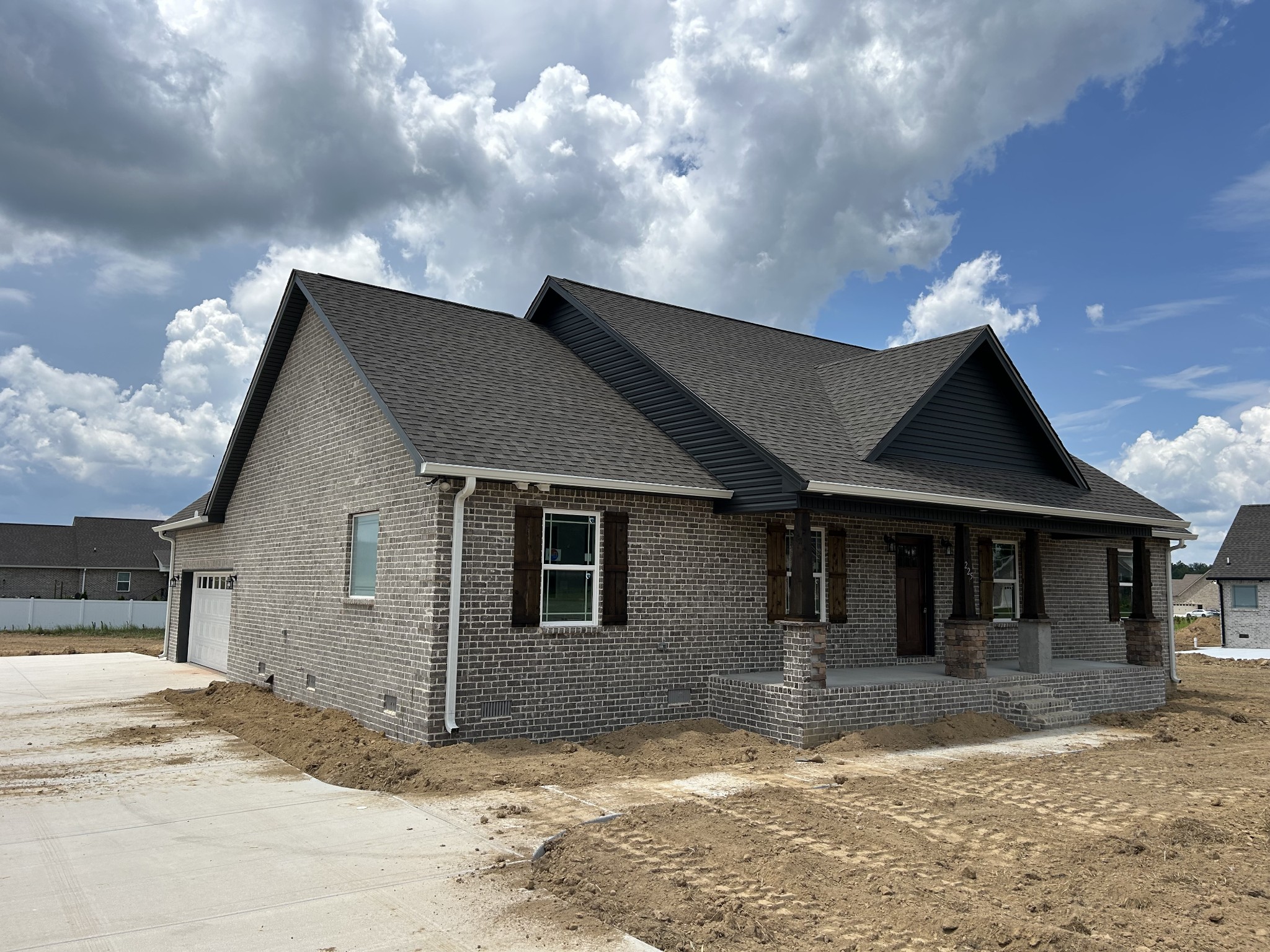 225 Randall Ln