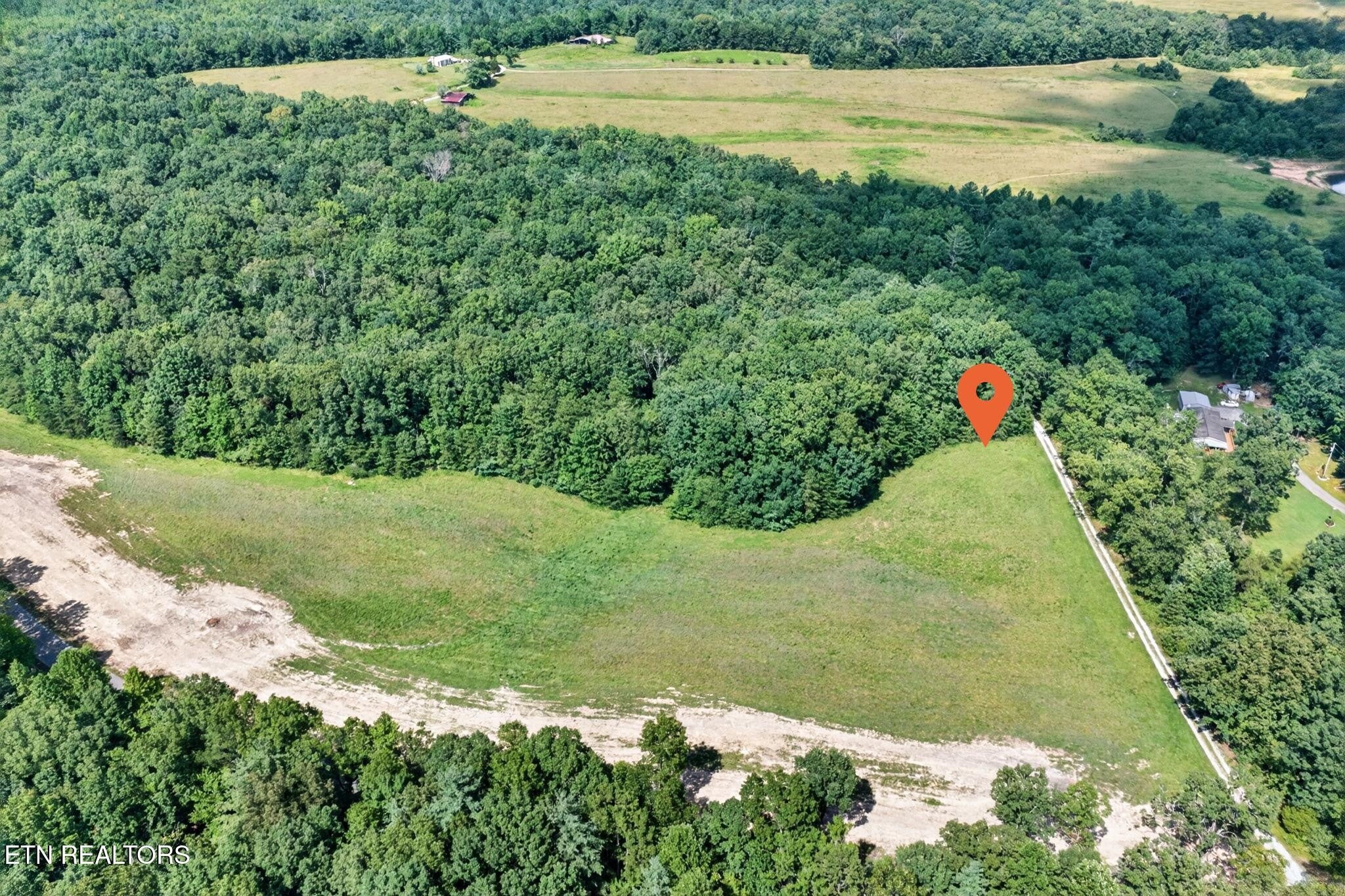17 Smith Mountain Rd