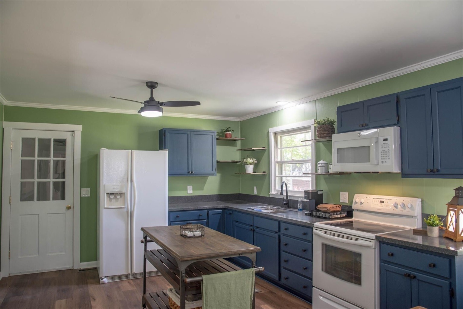 119 Walton Ln