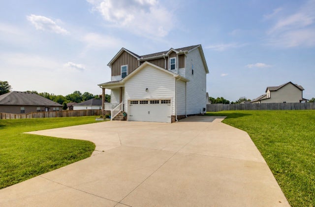 8415 Highway 25 E