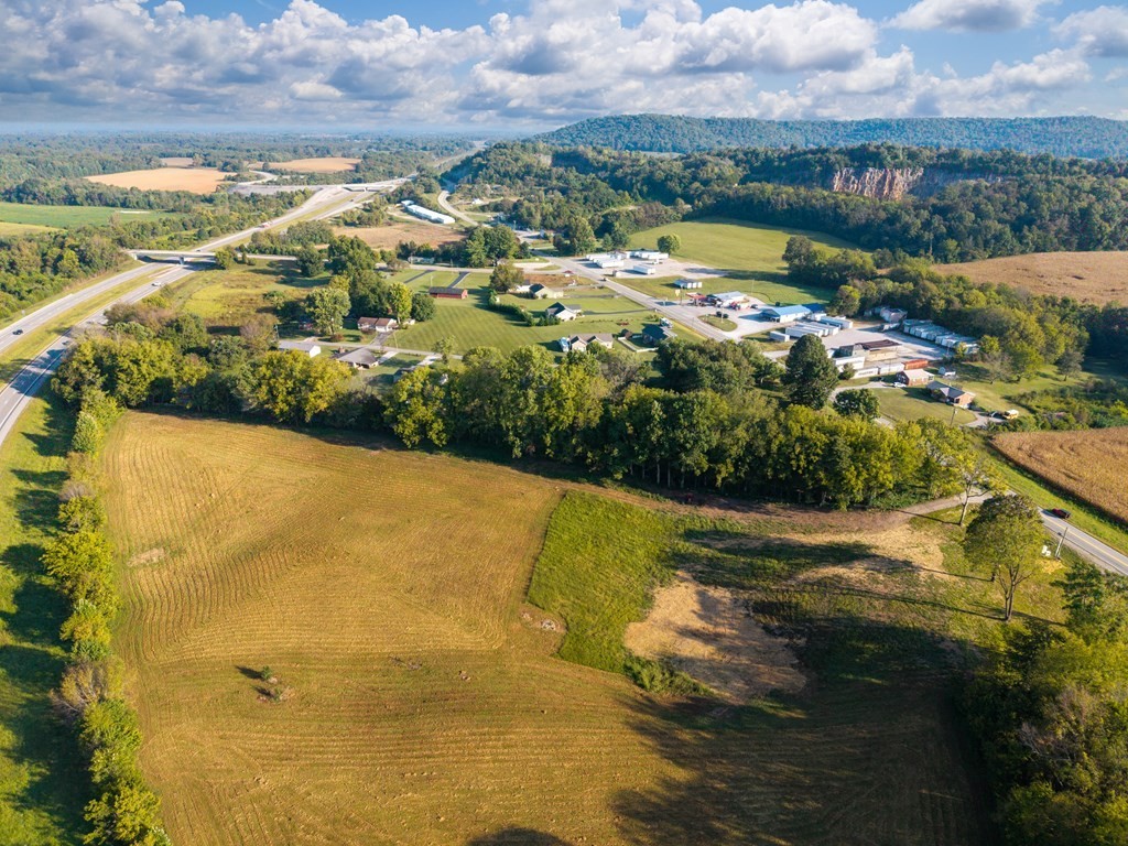 1545 Roberts Matthews Hwy