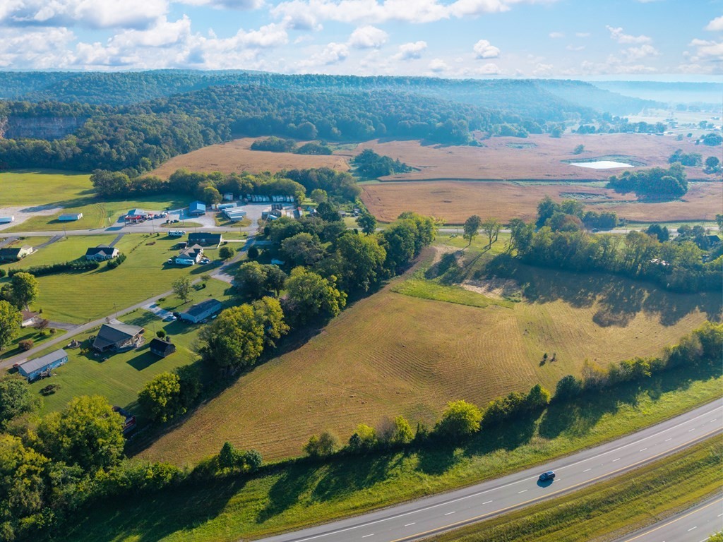 1545 Roberts Matthews Hwy