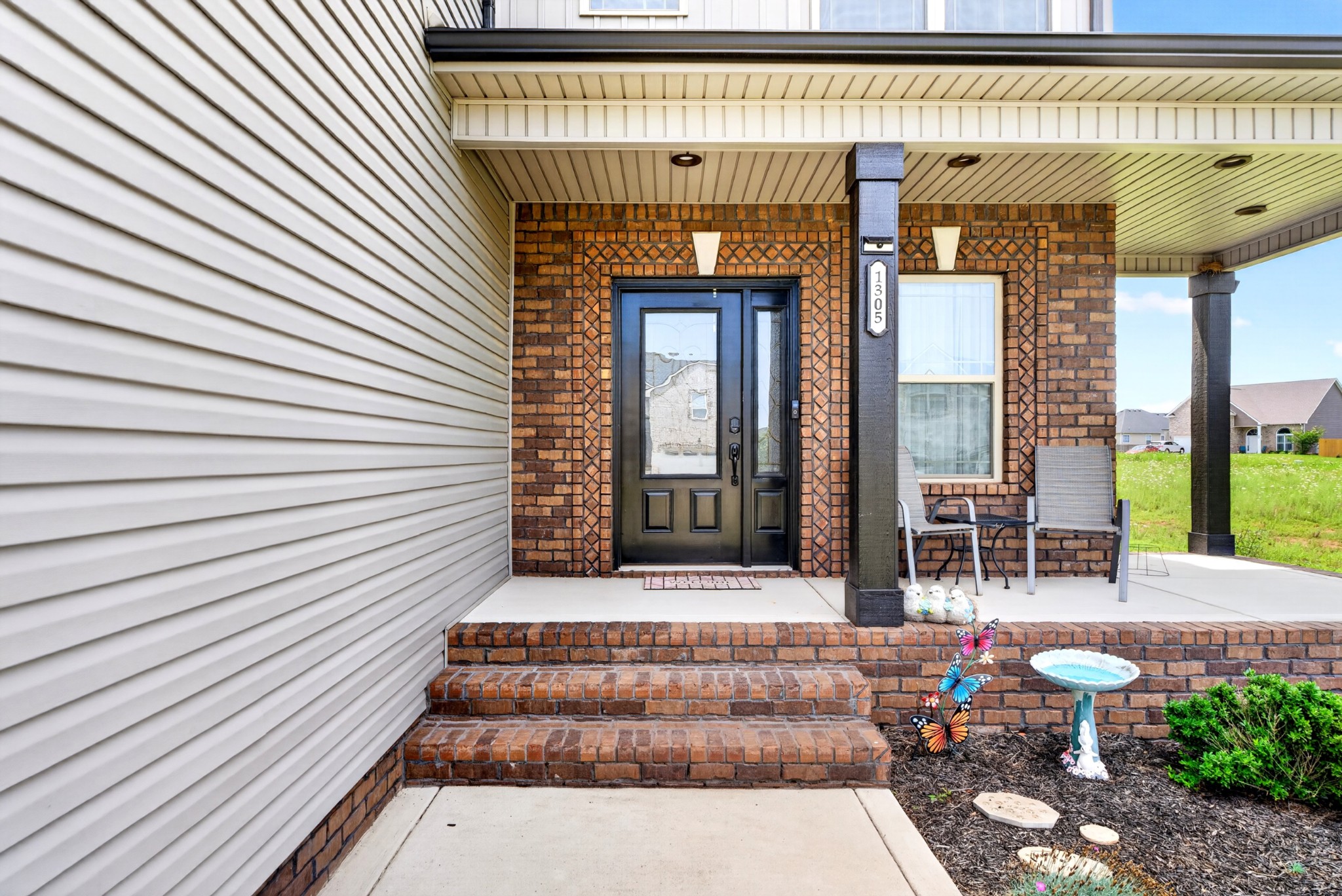 1305 Apple Blossom Rd