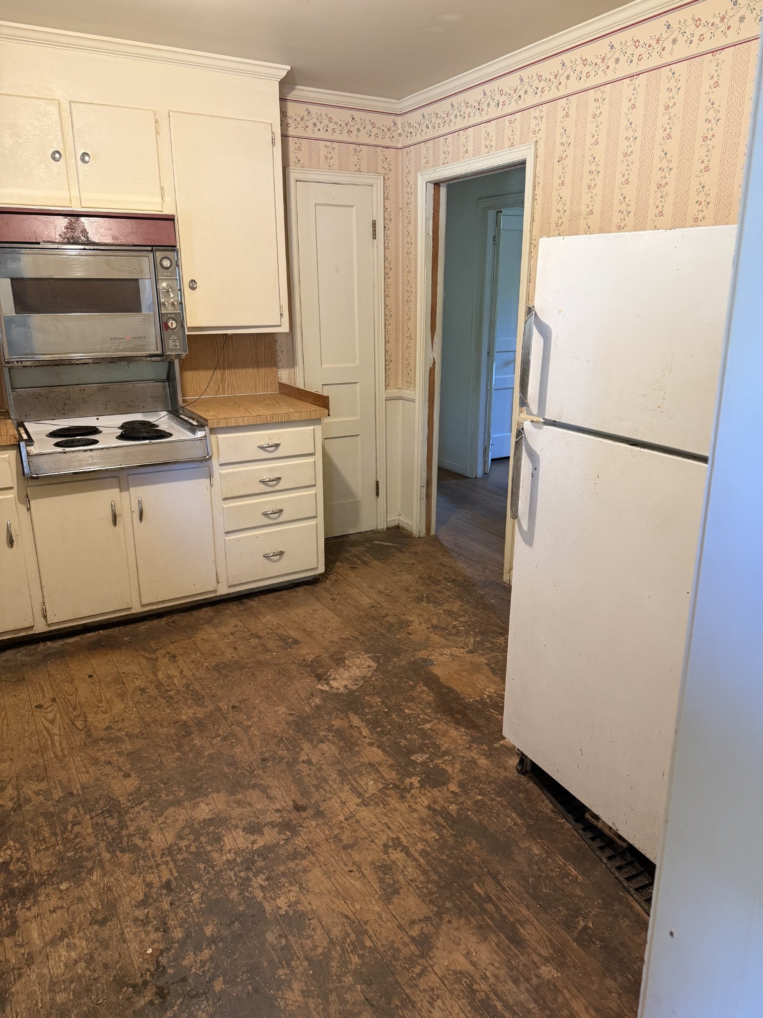 3-bed home sold in Nashville, TN 37216, 3902 Ivy Dr 3902 Ivy Dr, Nashville TN 37216 3-bed home, photo 5 of 15
