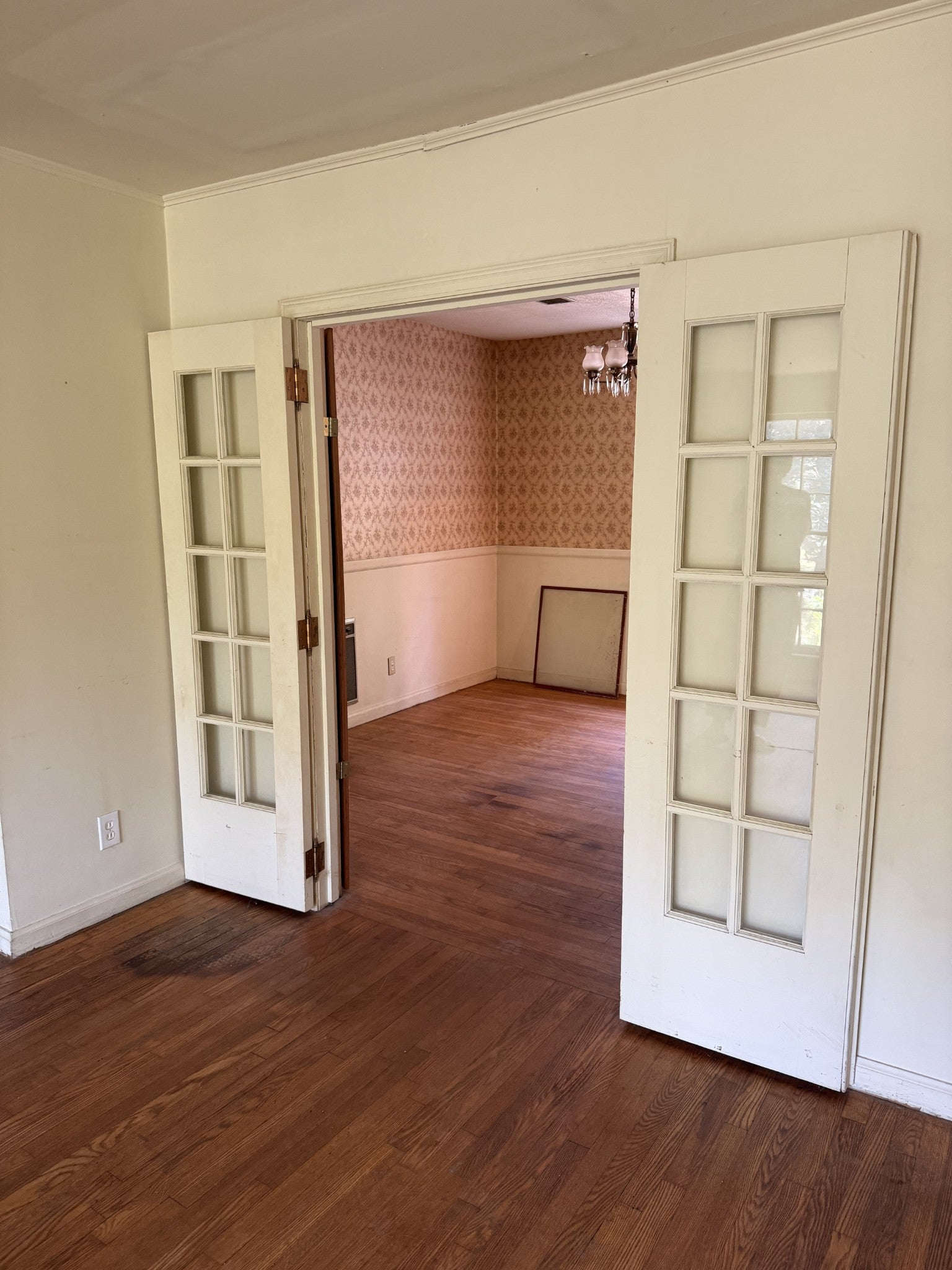 3-bed home sold in Nashville, TN 37216, 3902 Ivy Dr 3902 Ivy Dr, Nashville TN 37216 3-bed home, photo 4 of 15