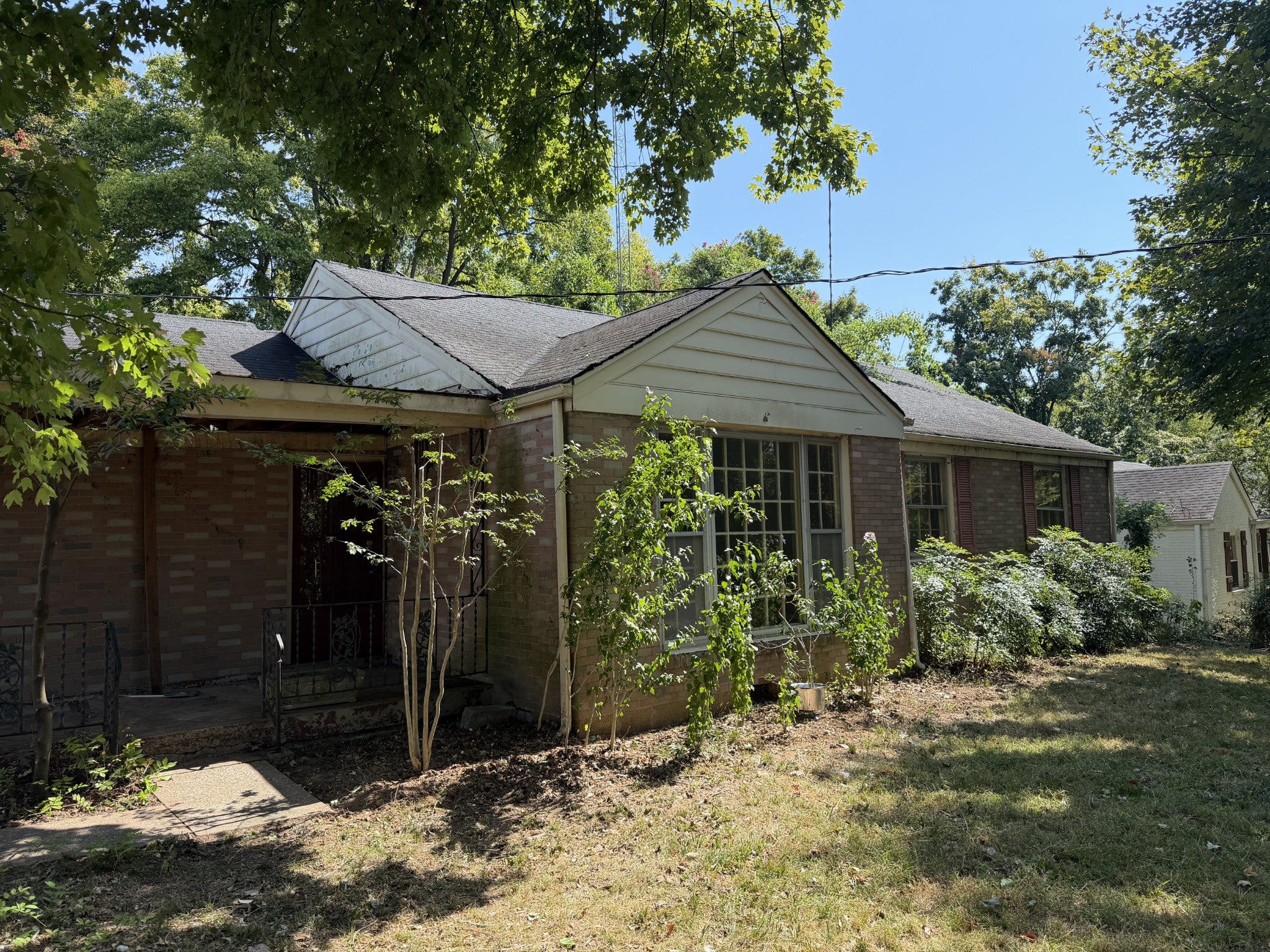 3-bed home at 3902 Ivy Dr, Nashville, sold September 25, 2026