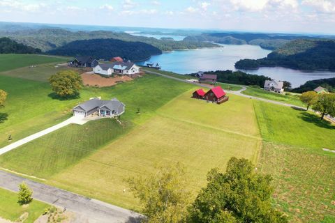 2 Swan Ridge Rd Hilham TN 38568