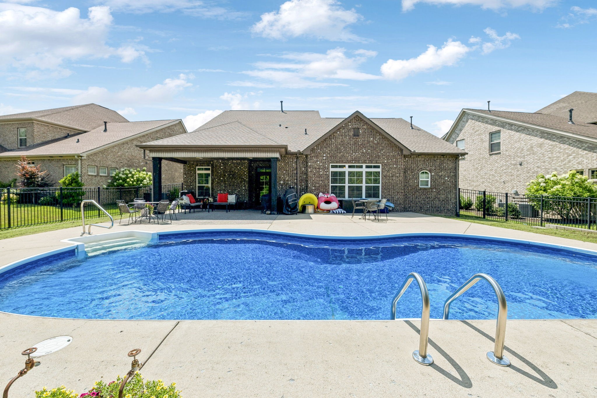 1324 Reynard Dr