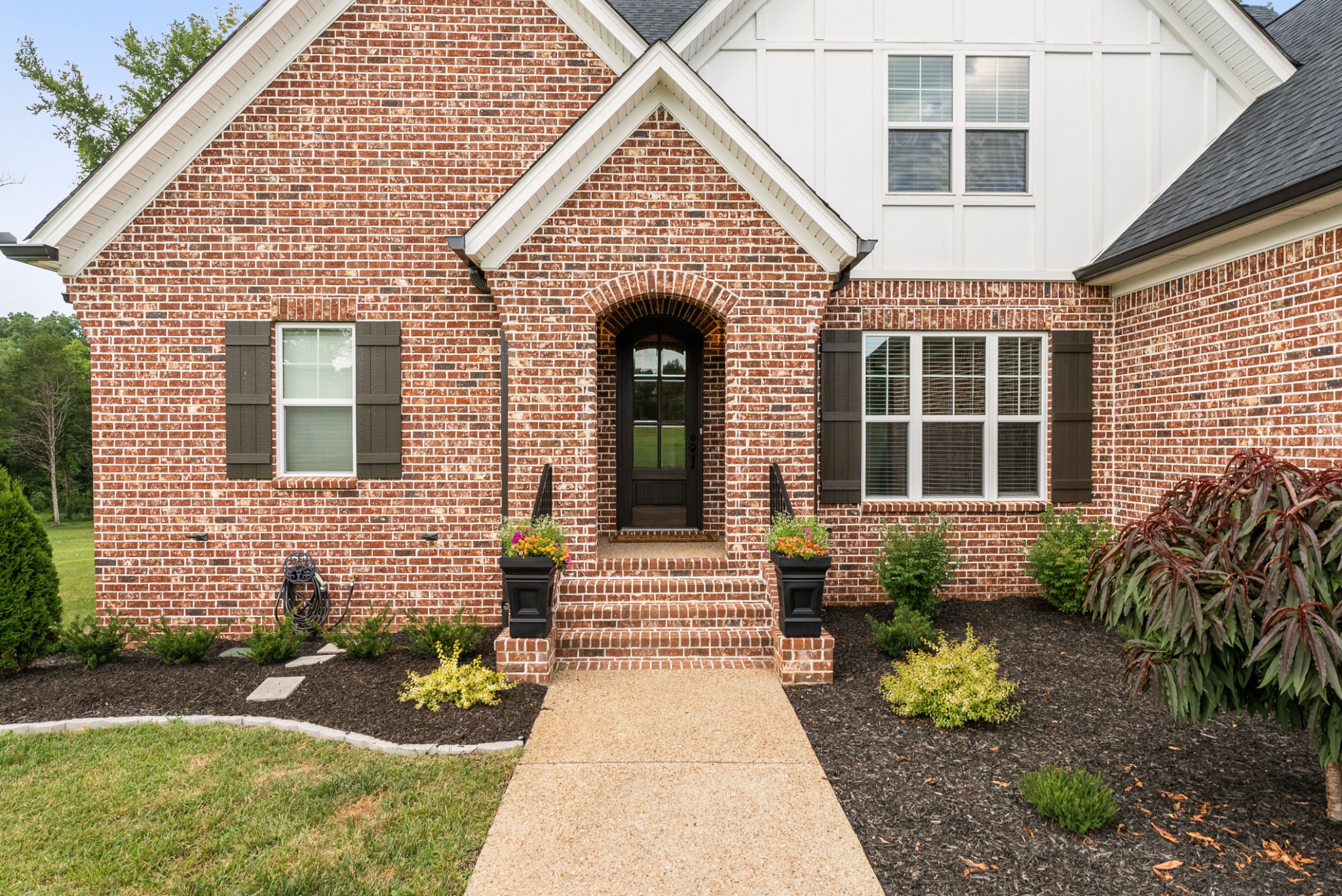 1497 Phillips Rd