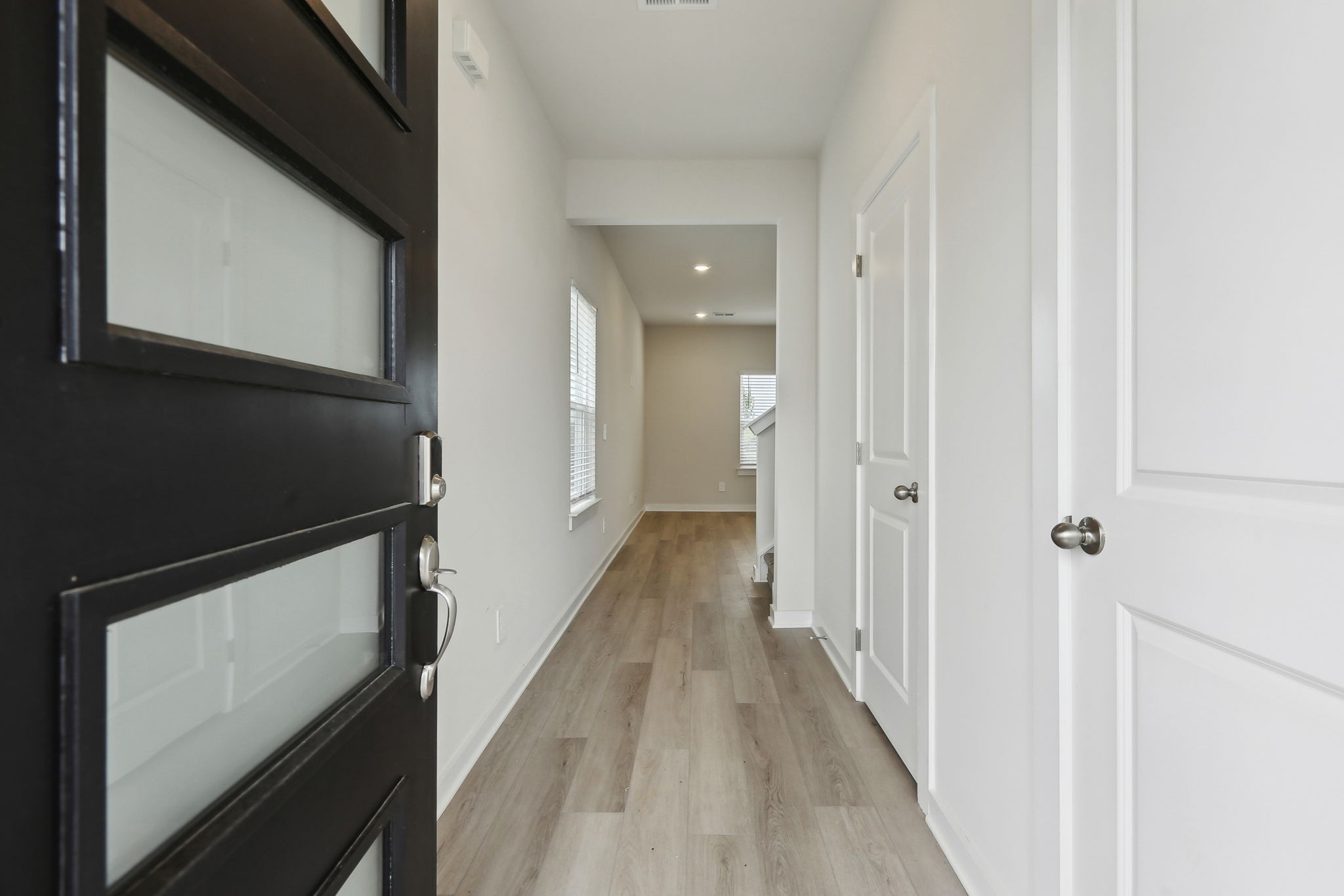 4253 Skyridge Dr