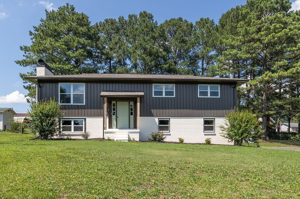 1708 Deer Hollow Dr