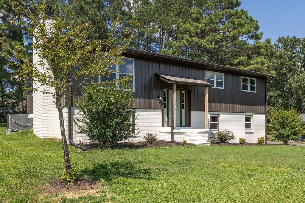 1708 Deer Hollow Dr