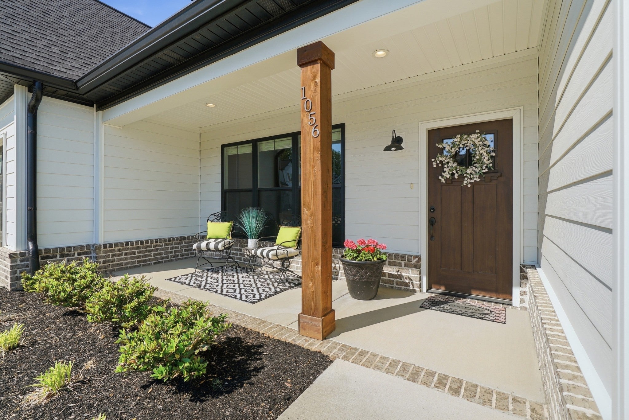 1056 Malinda Ln