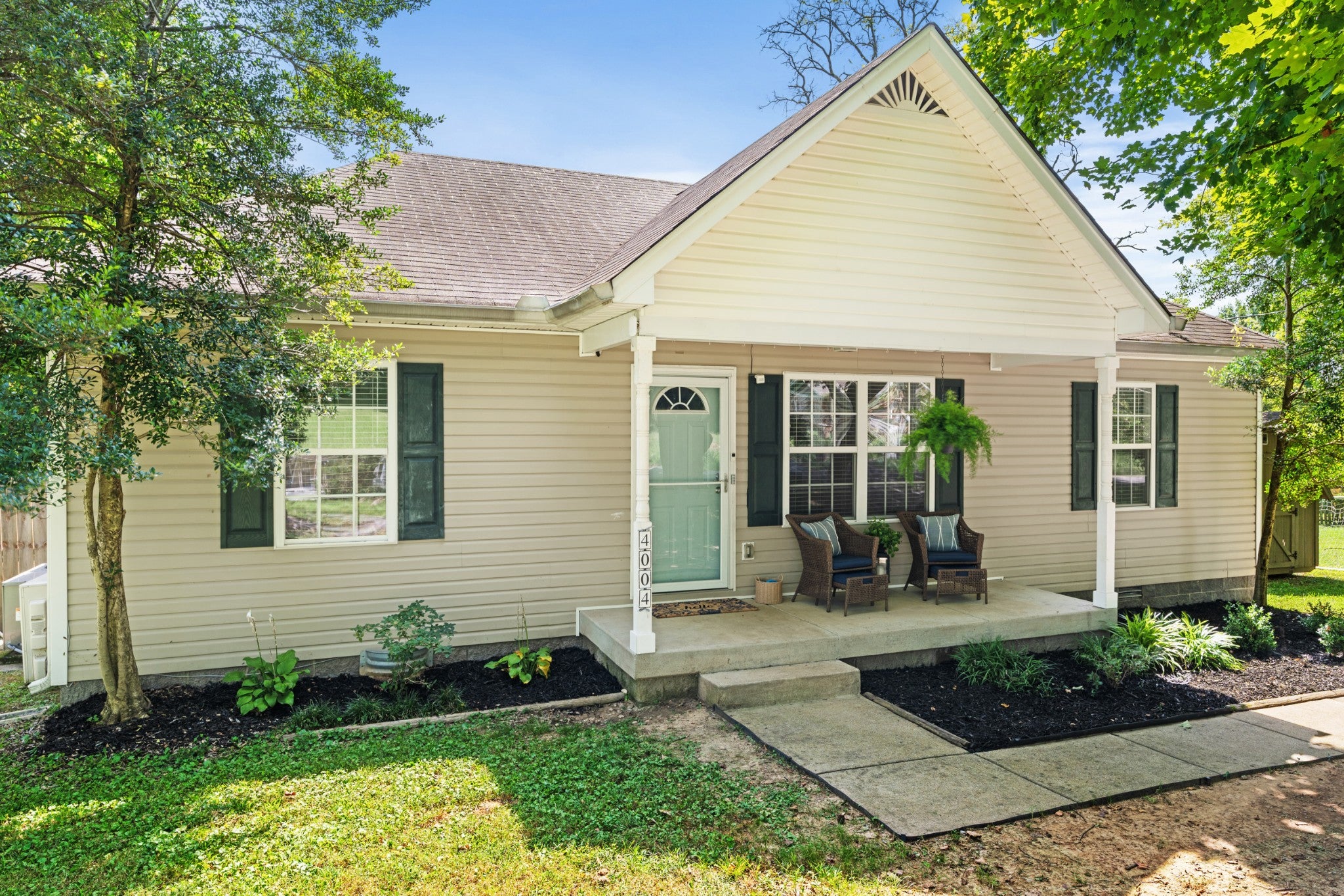 4004 Cumberland Ave, Old Hickory TN 37138 3-bed home, photo 3 of 21