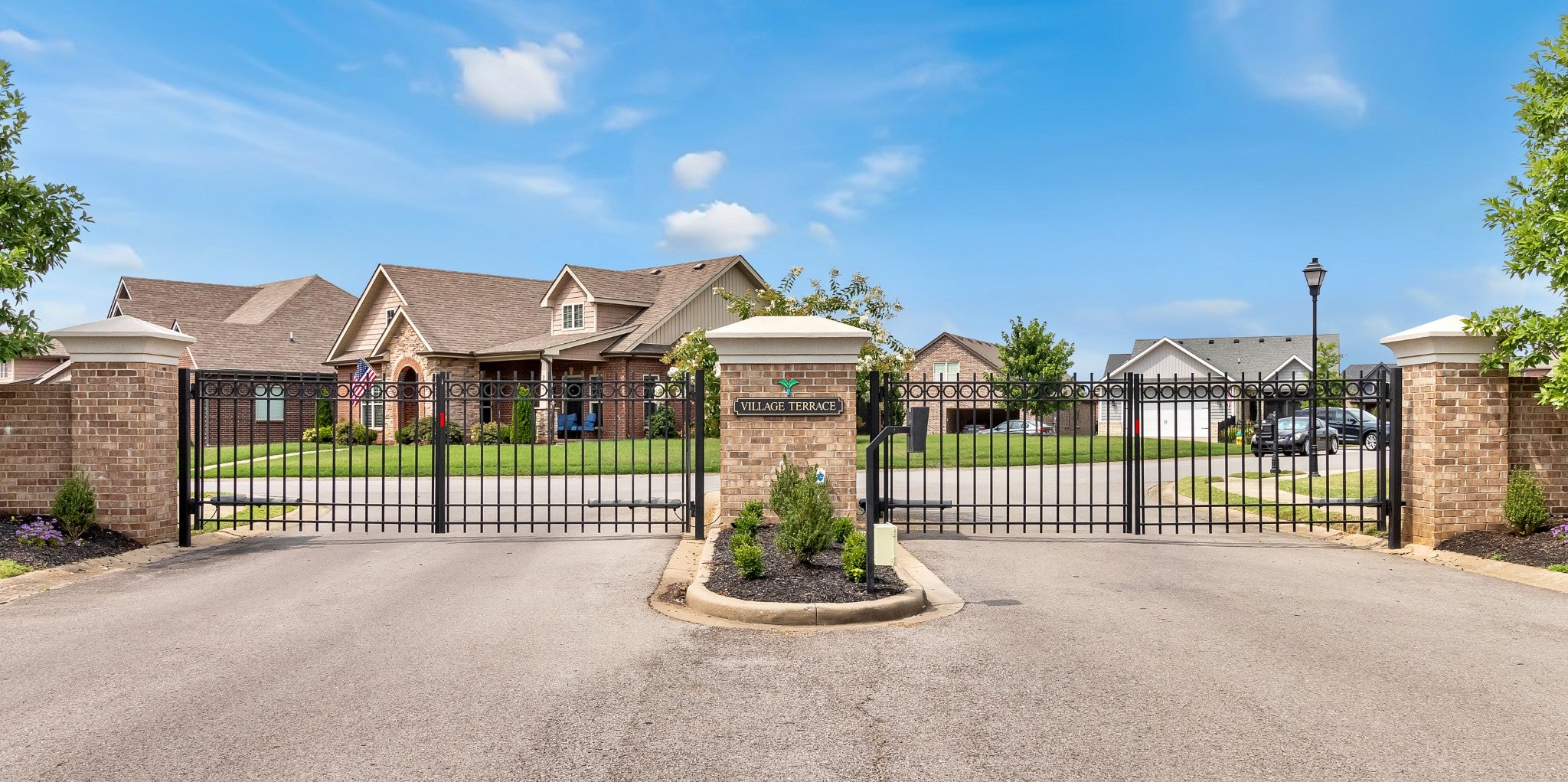 253 Dorchester Cir