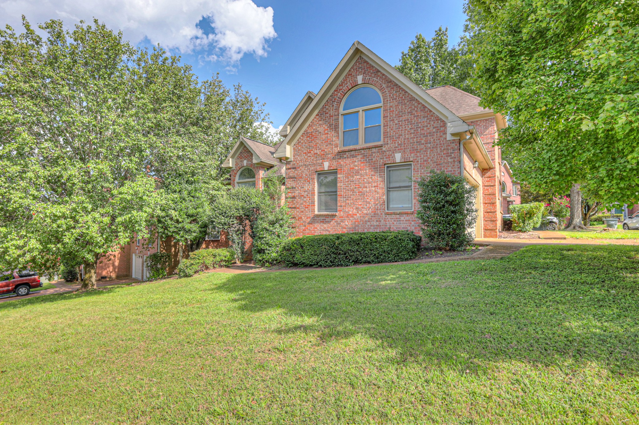 501 S Lakeridge Pl