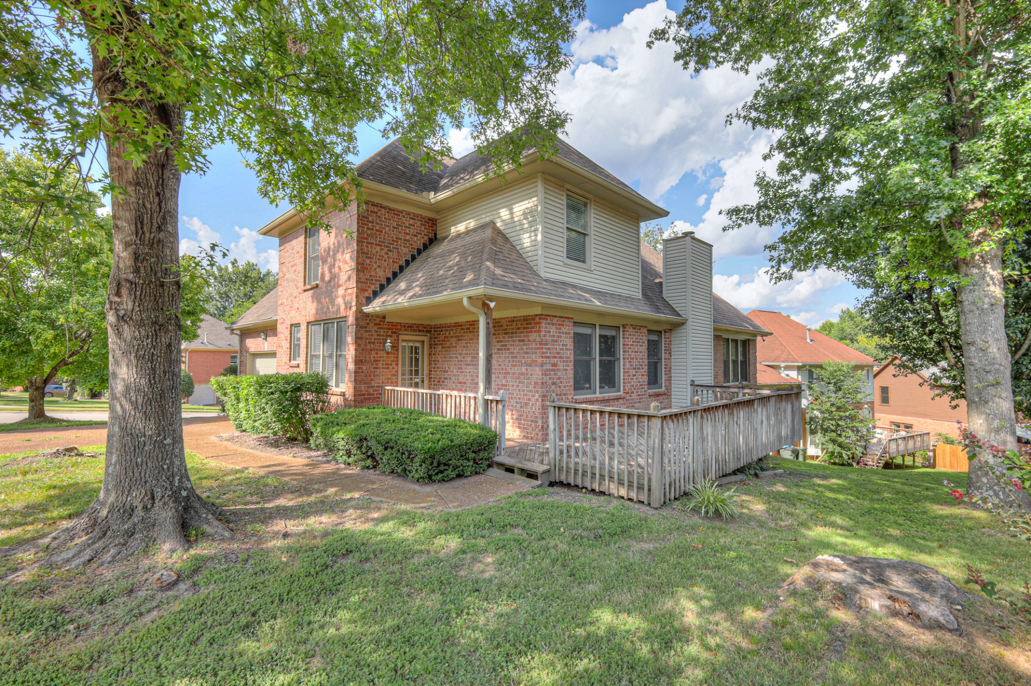501 S Lakeridge Pl