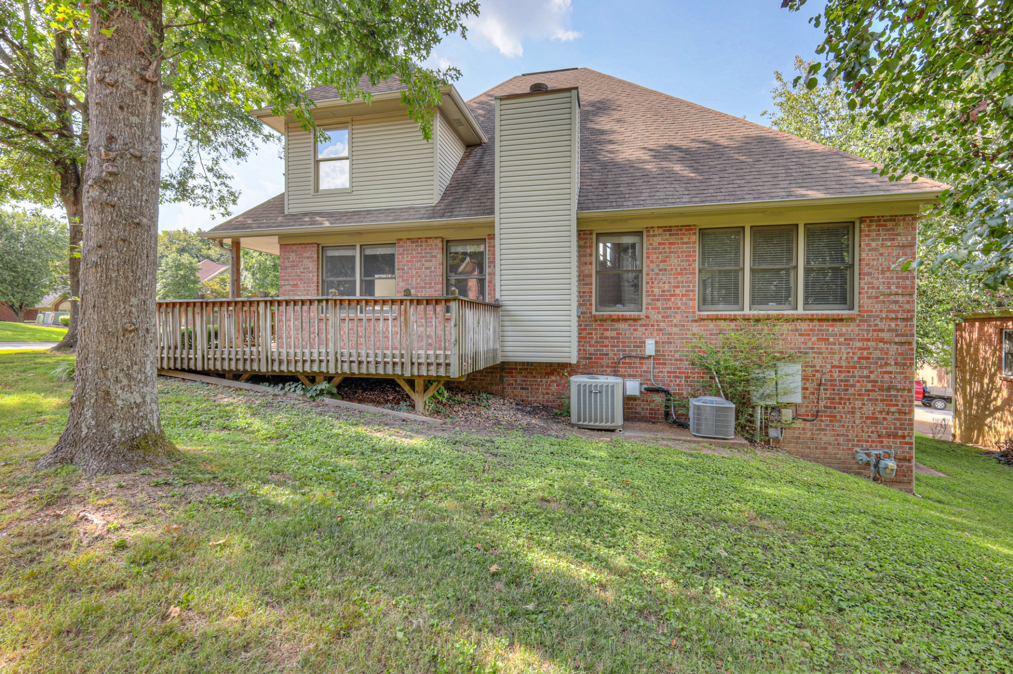 501 S Lakeridge Pl
