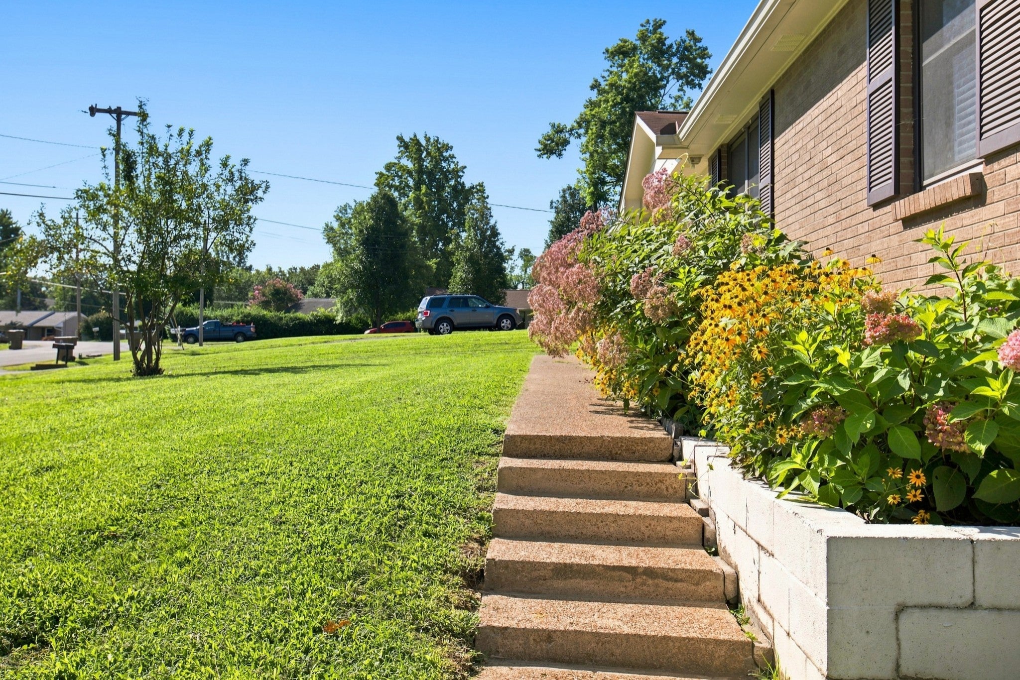 316 Lorna Dr UNIT B