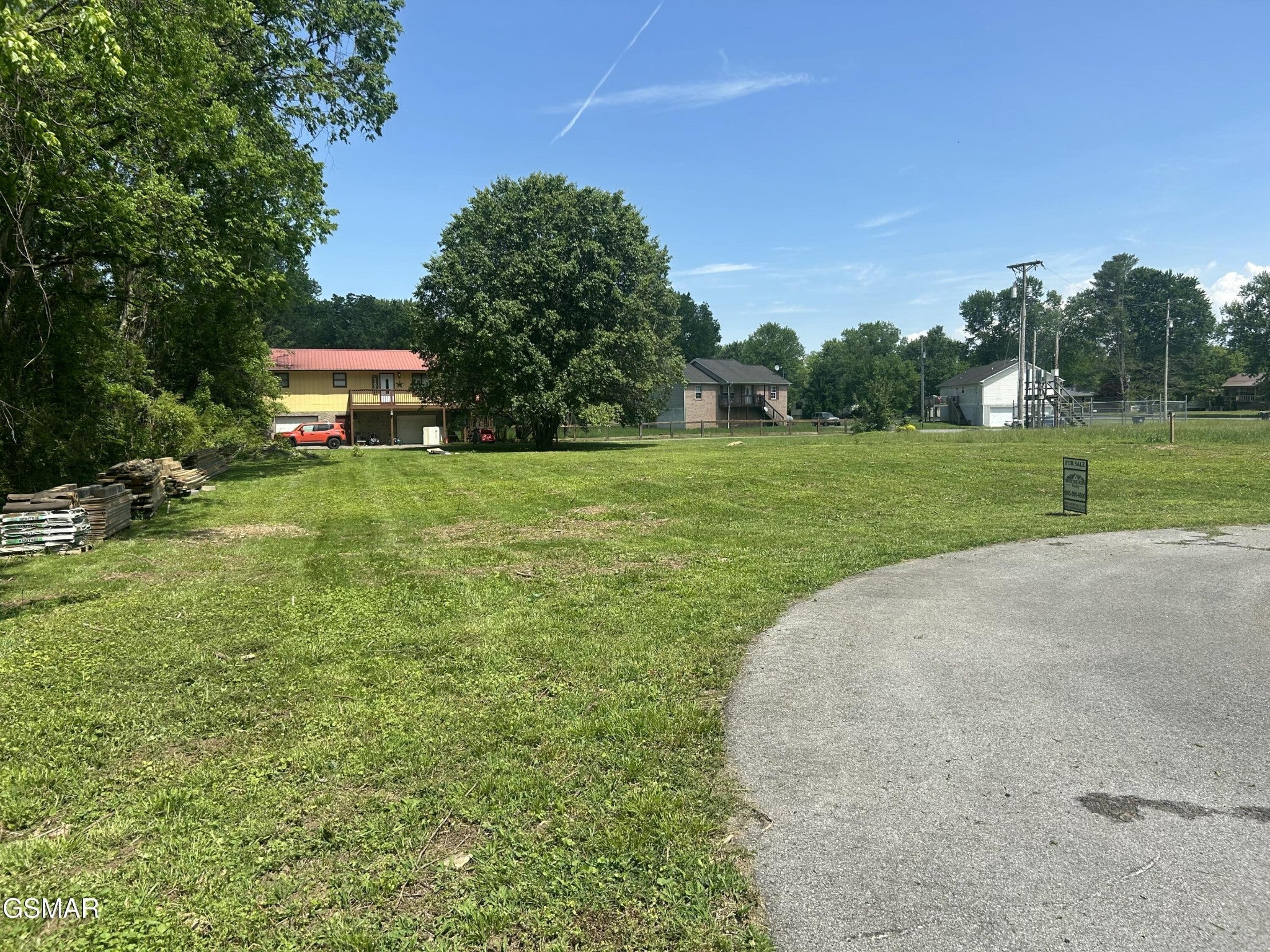28 River Bank Road