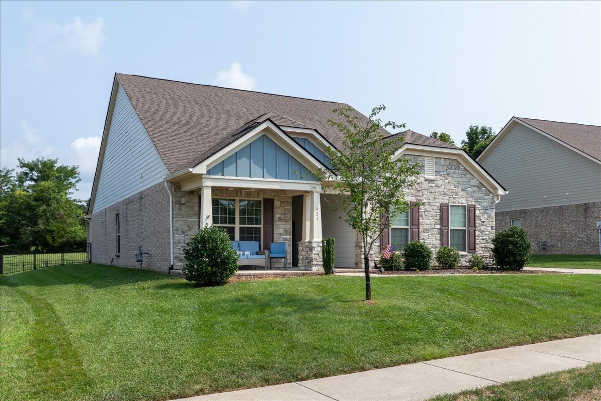 423 Norman Way