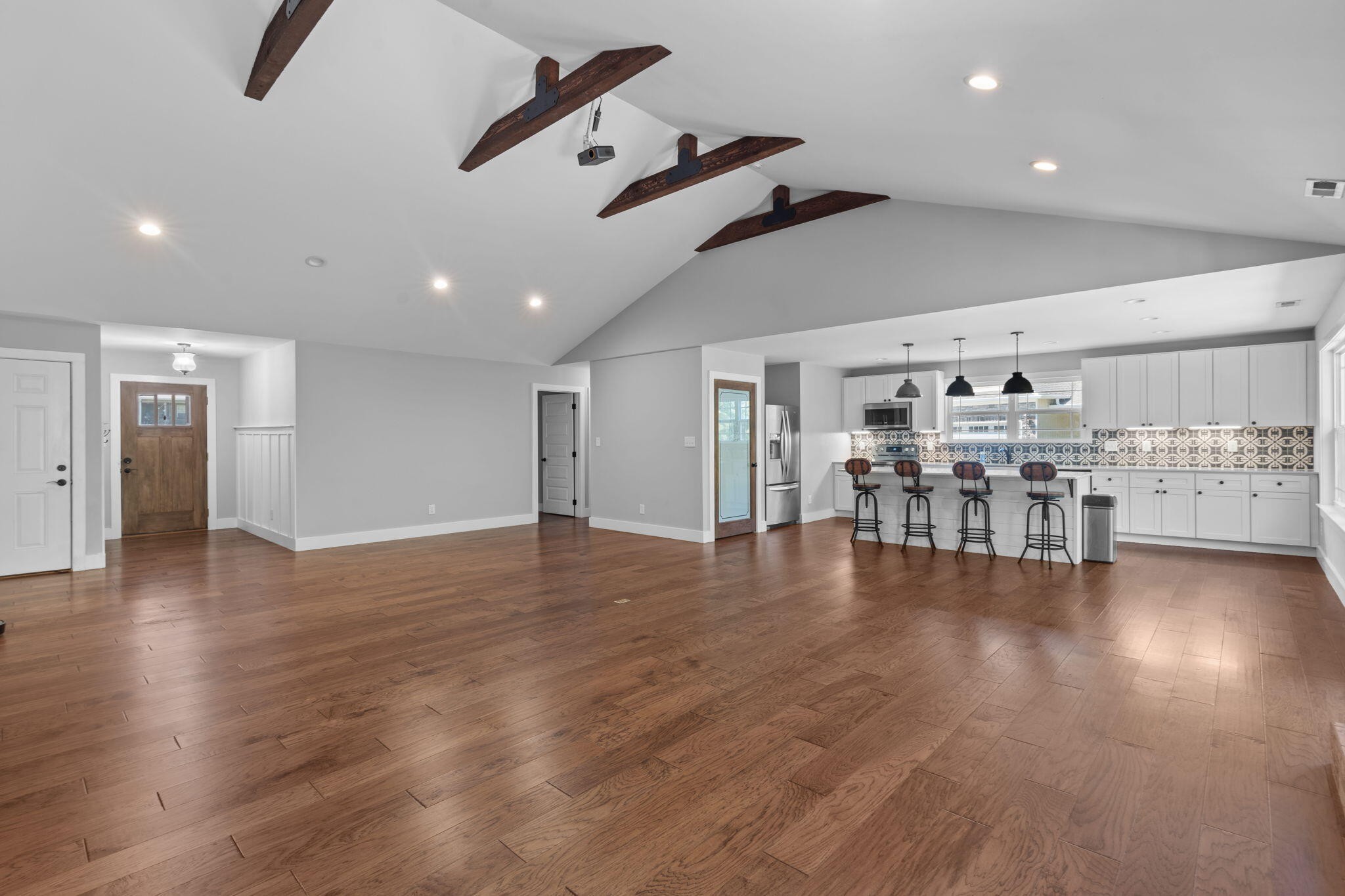 265 Stonebridge Lane NE