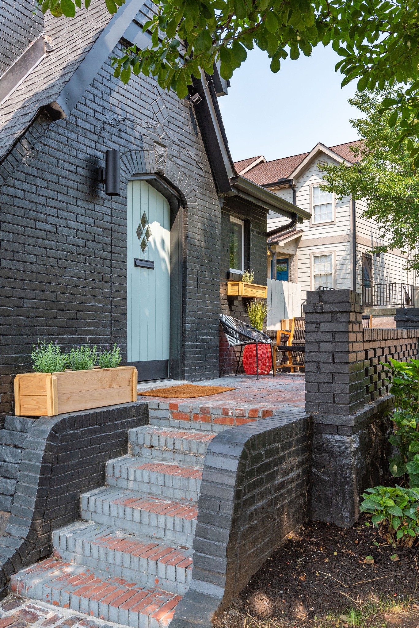 909 19th Ave N A/B/C