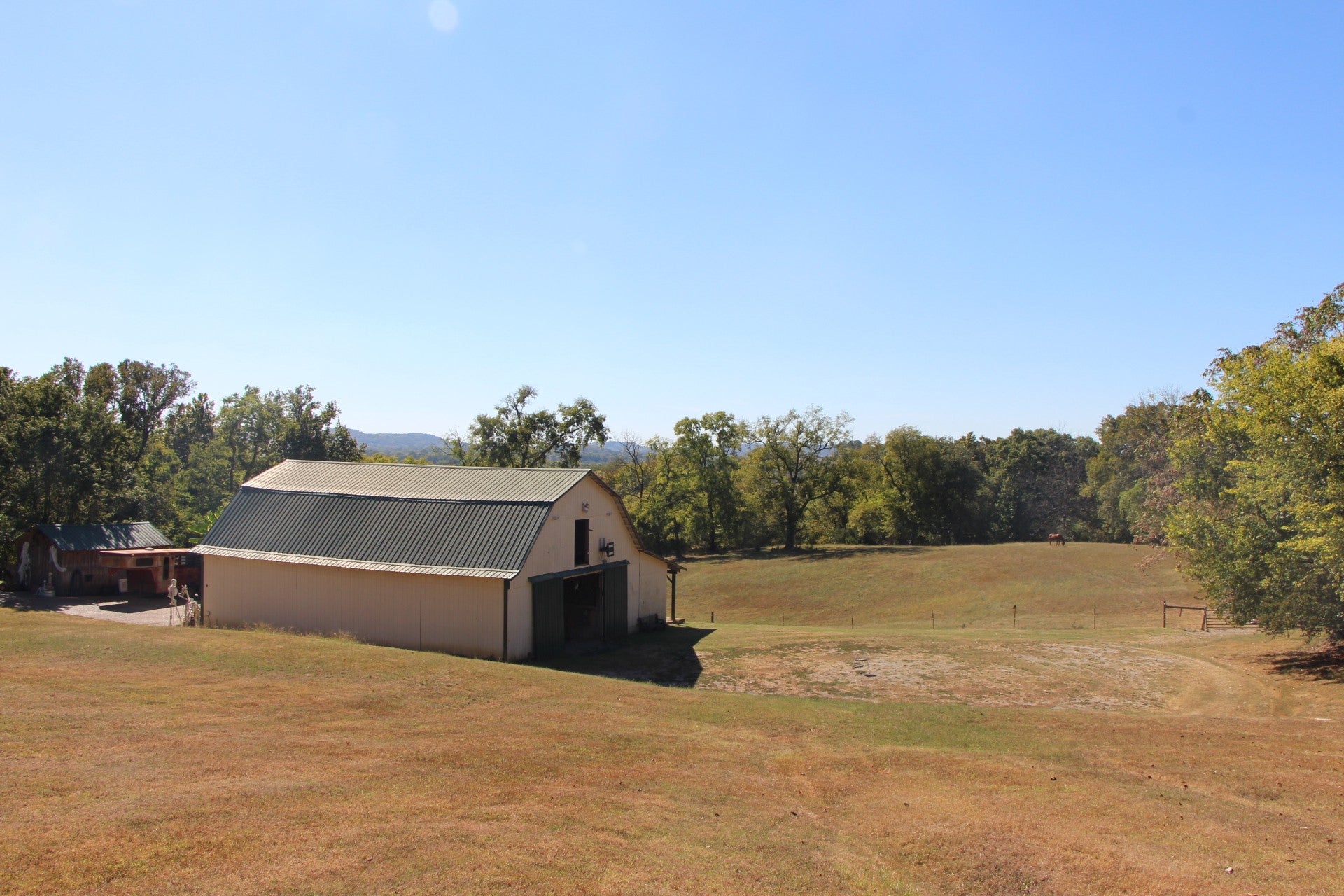 4269 Warren Rd