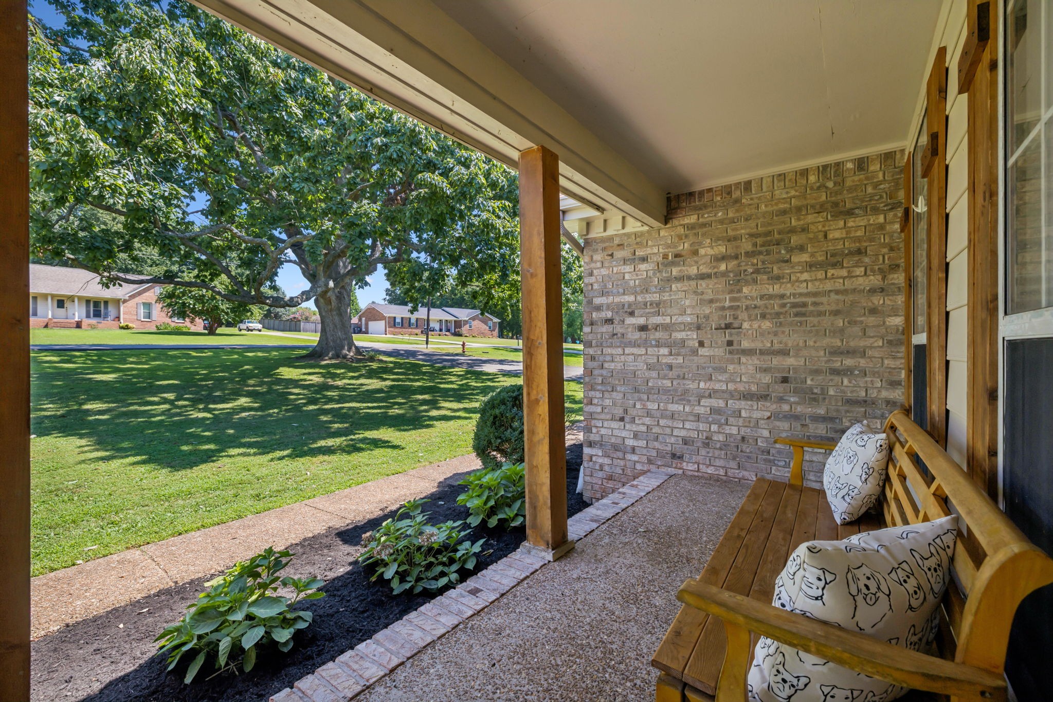 124 Bradwood Dr