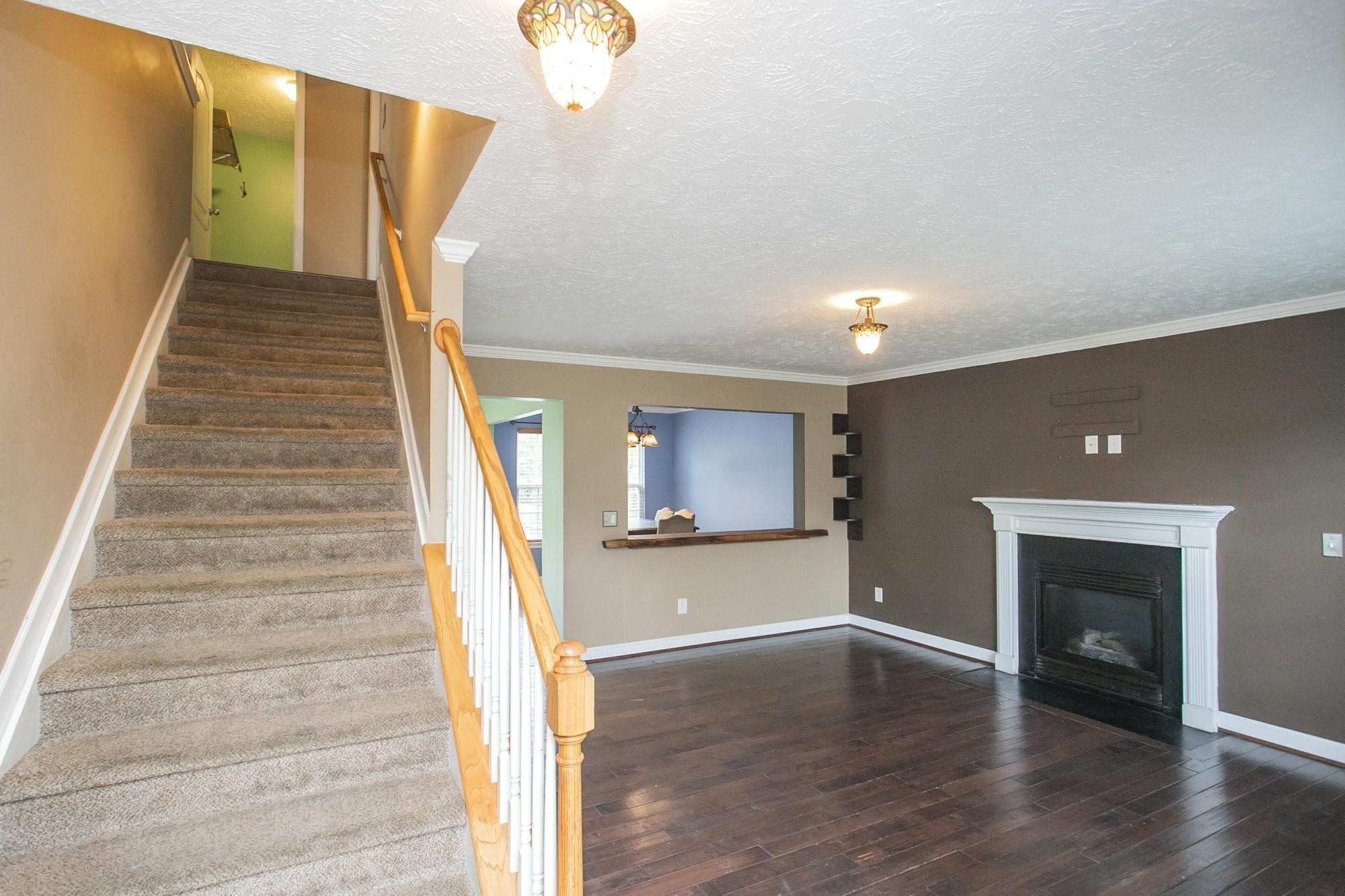 2112 Pine Glen Ct