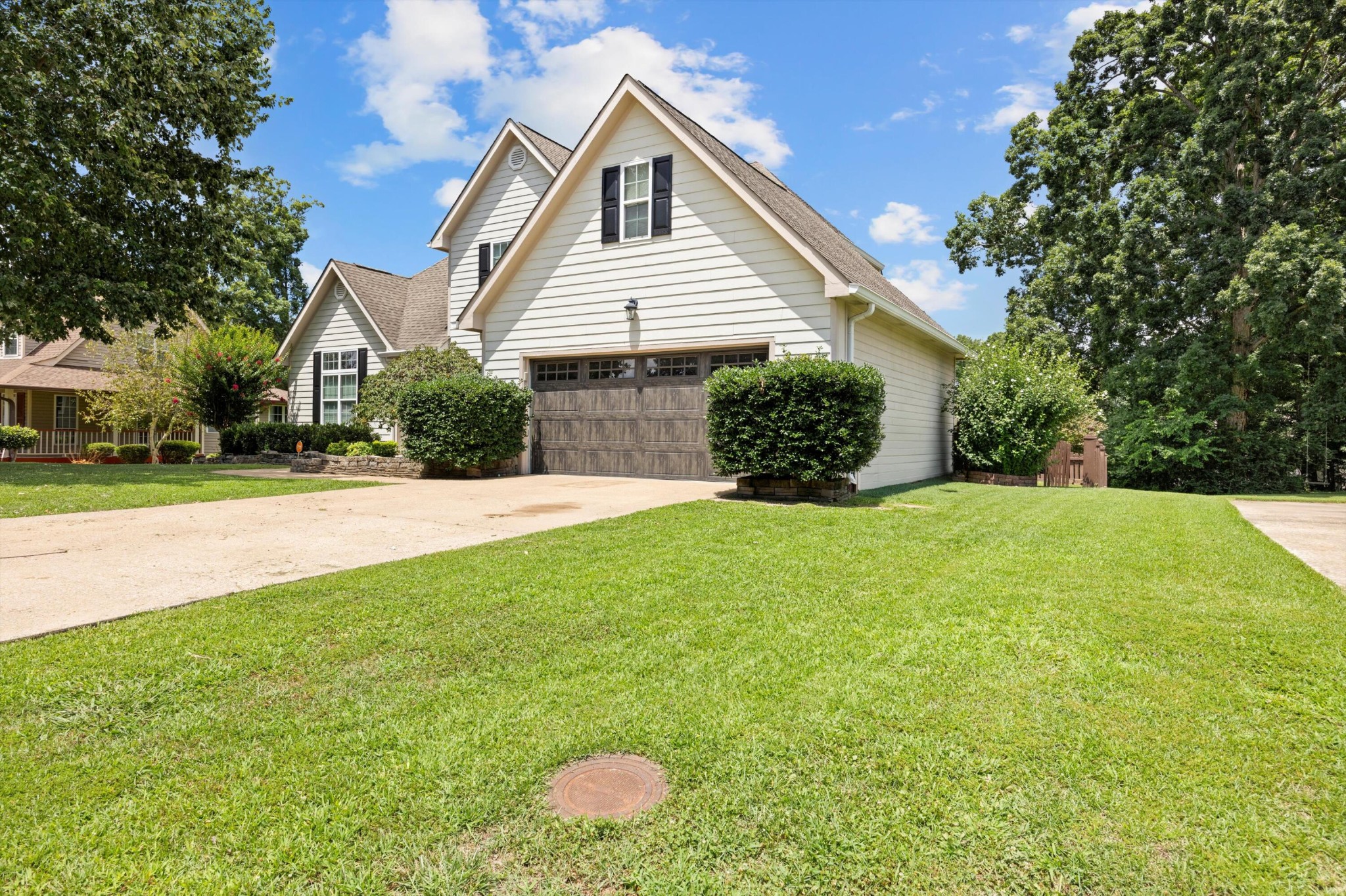2121 College Park Lane