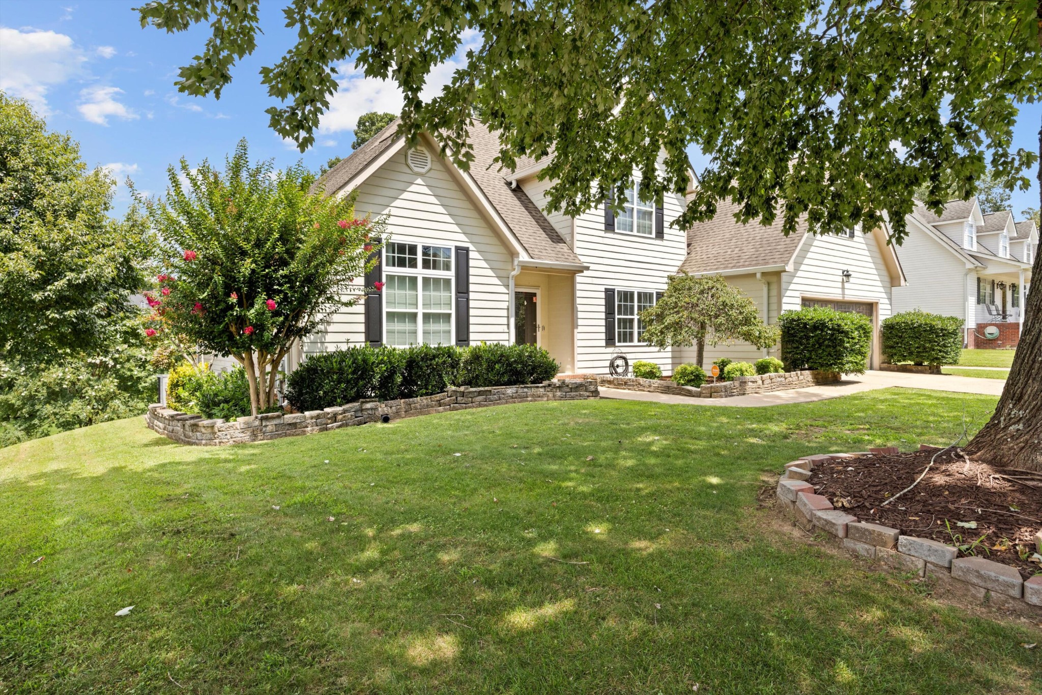 2121 College Park Lane