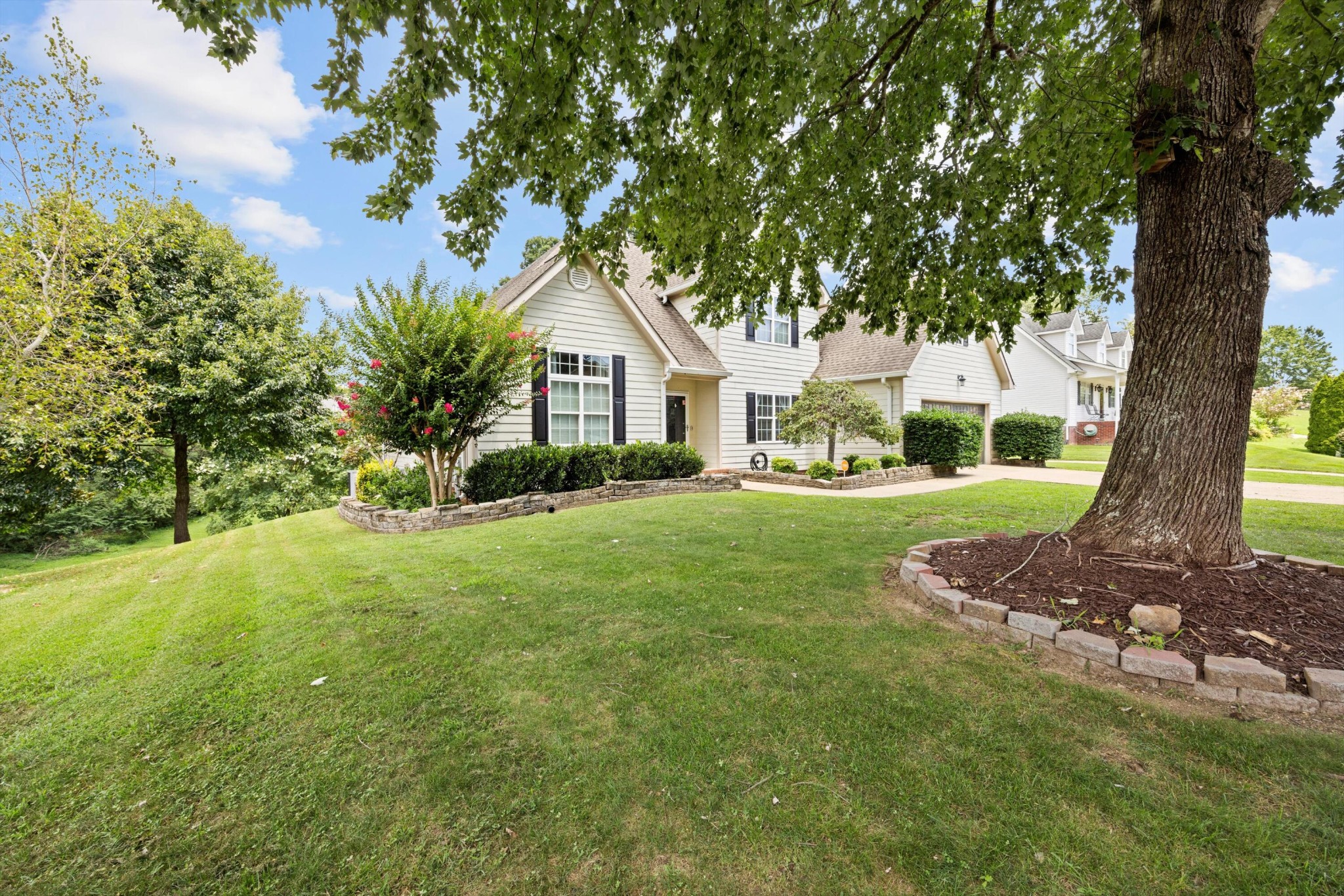 2121 College Park Lane