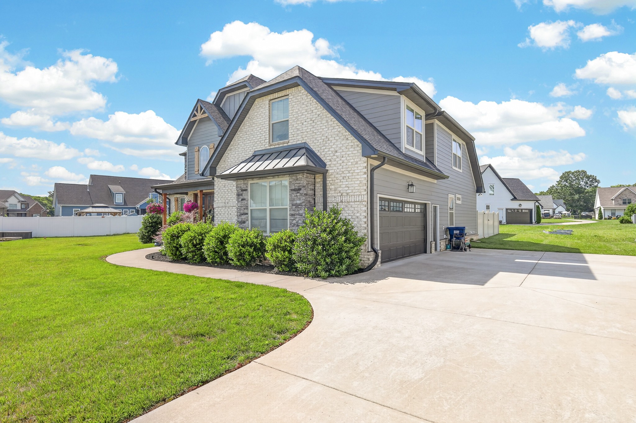 9908 Bluegill Ct