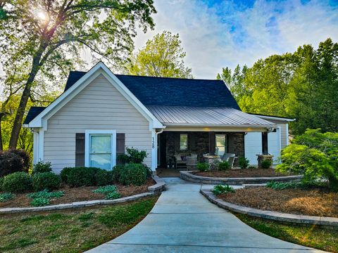 128 Holly Tree Dr Estill Springs TN 37330