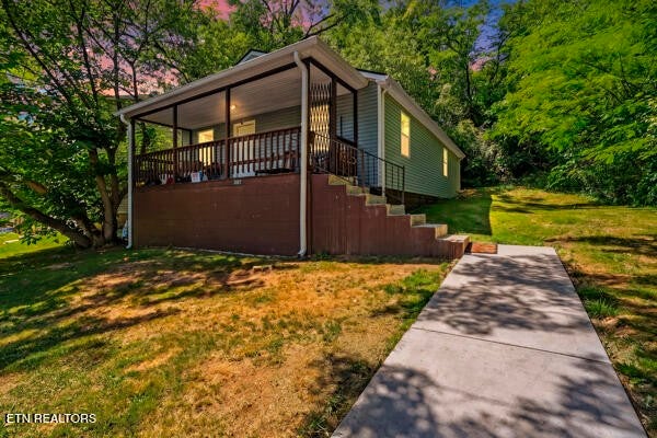 3807 Hampton Ave