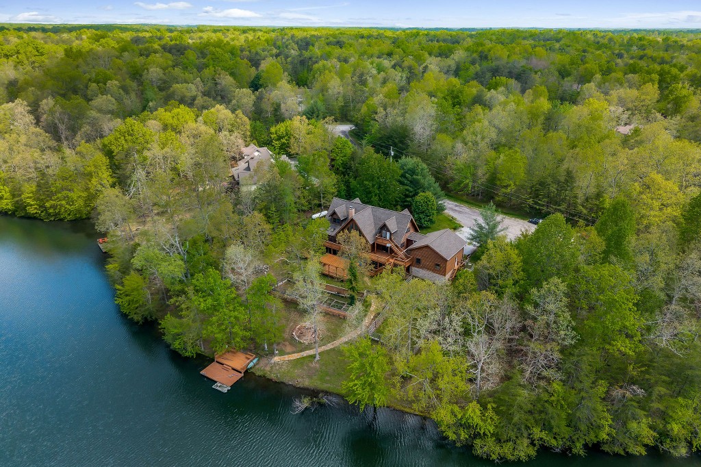 78 Emerald Pl