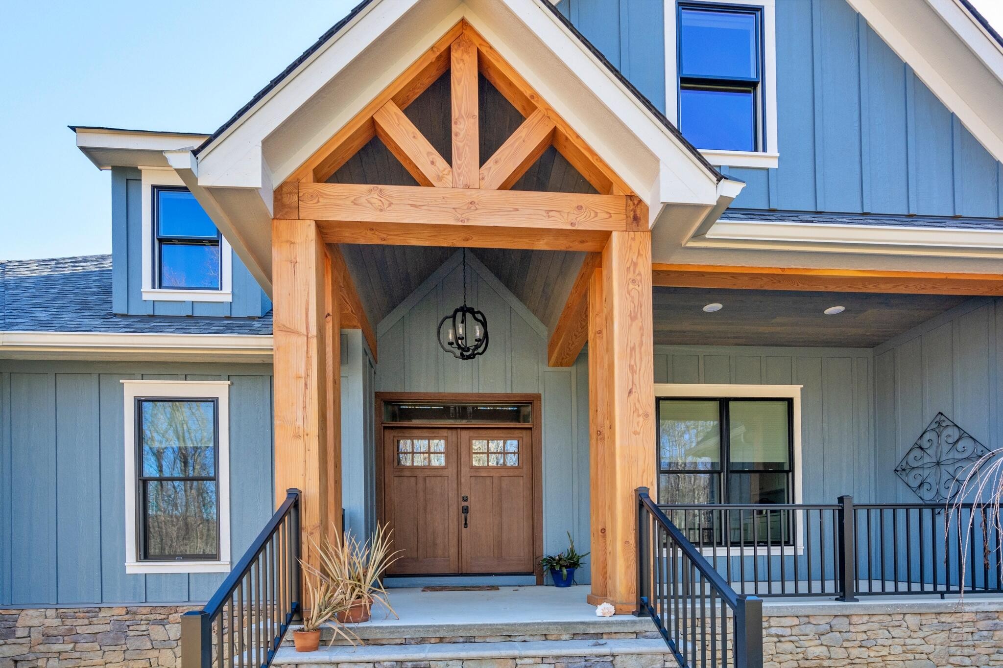 2770 Bluffview Drive